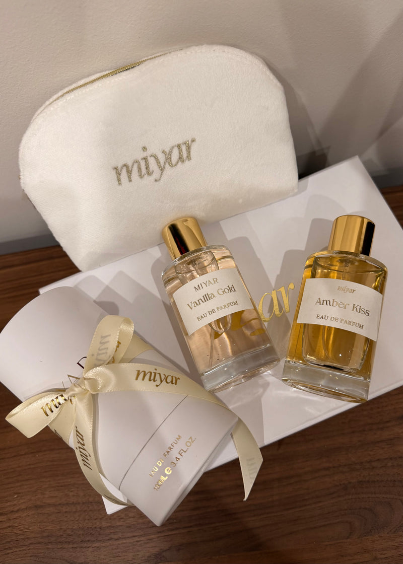 COFFRET 2 PARFUMS + 1 TROUSSE MAKEUP OFFERTE