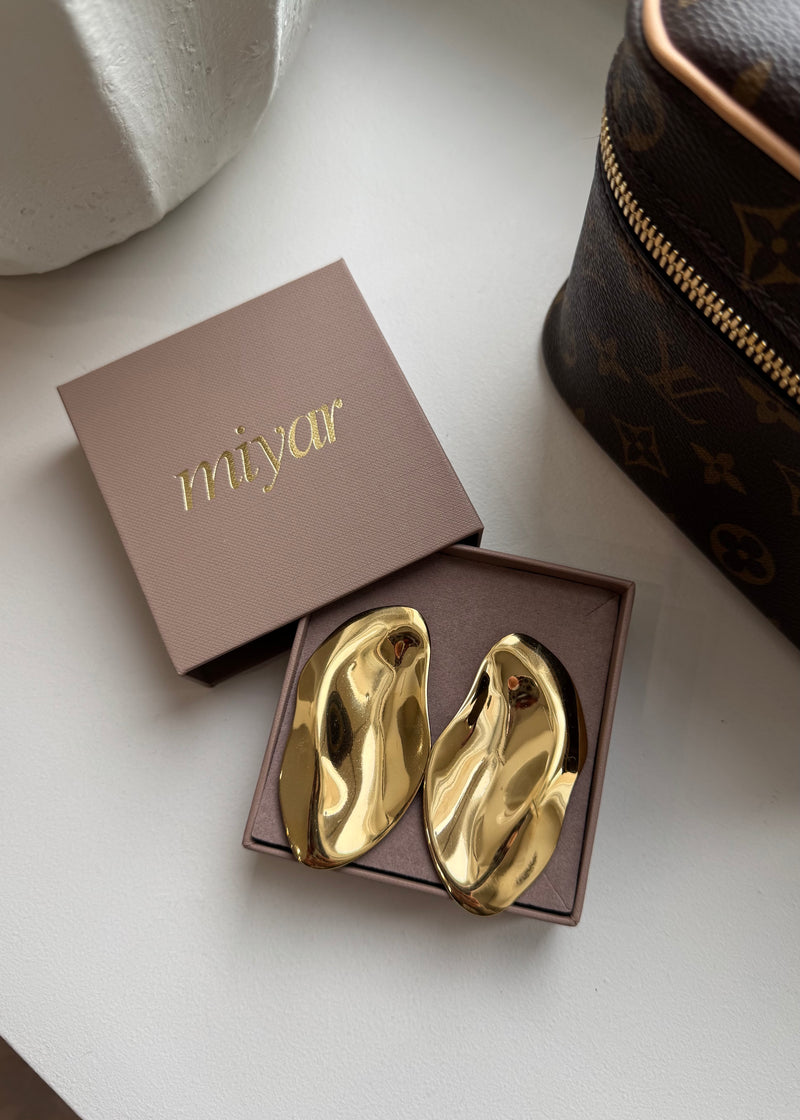 BOUCLES D’OREILLES DESIGN