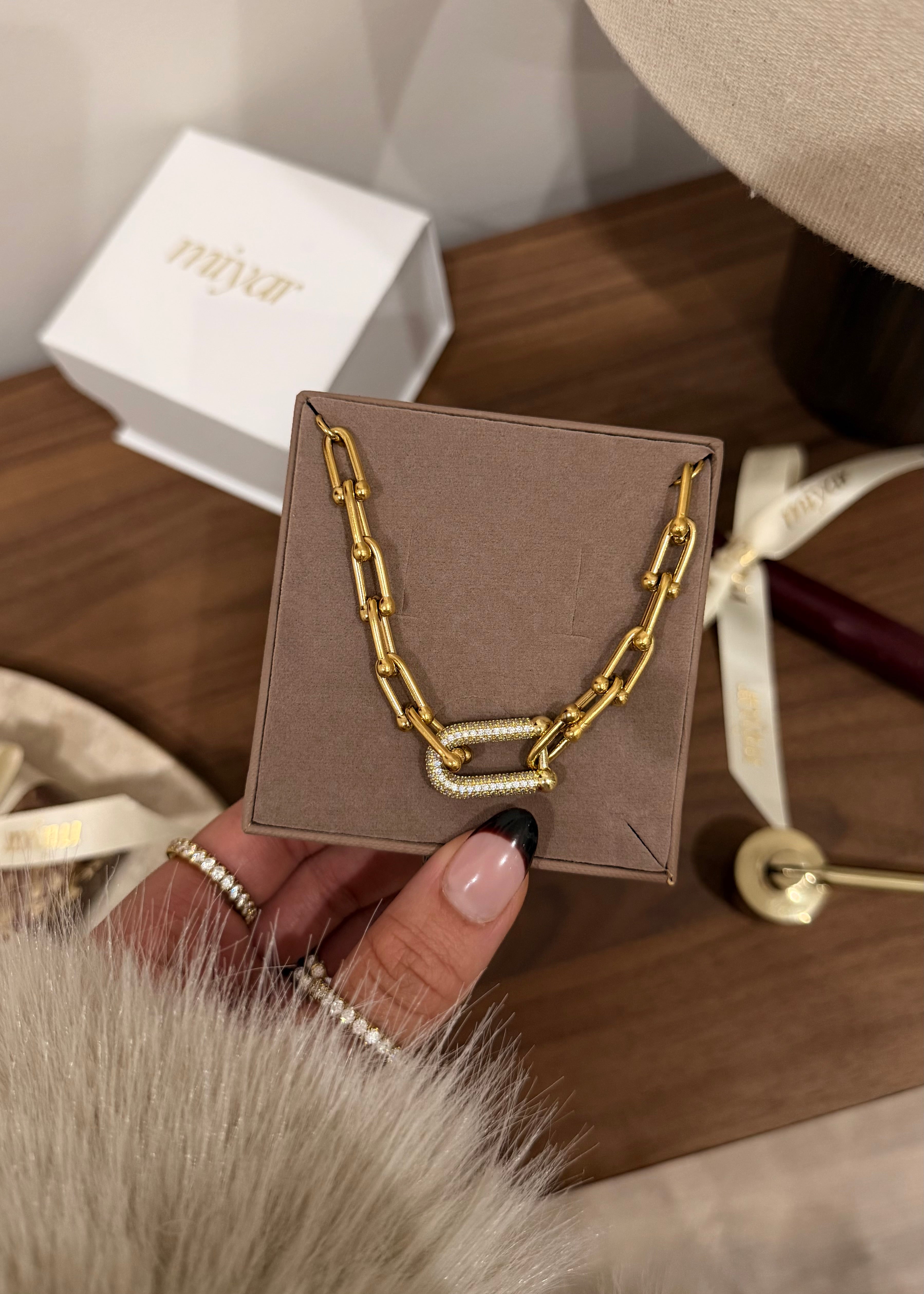 COLLIER VEGAS