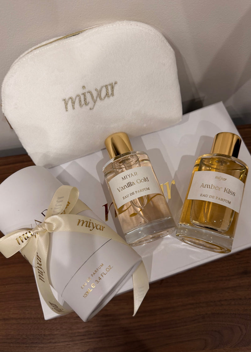 COFFRET 2 PARFUMS + 1 TROUSSE MAKEUP OFFERTE