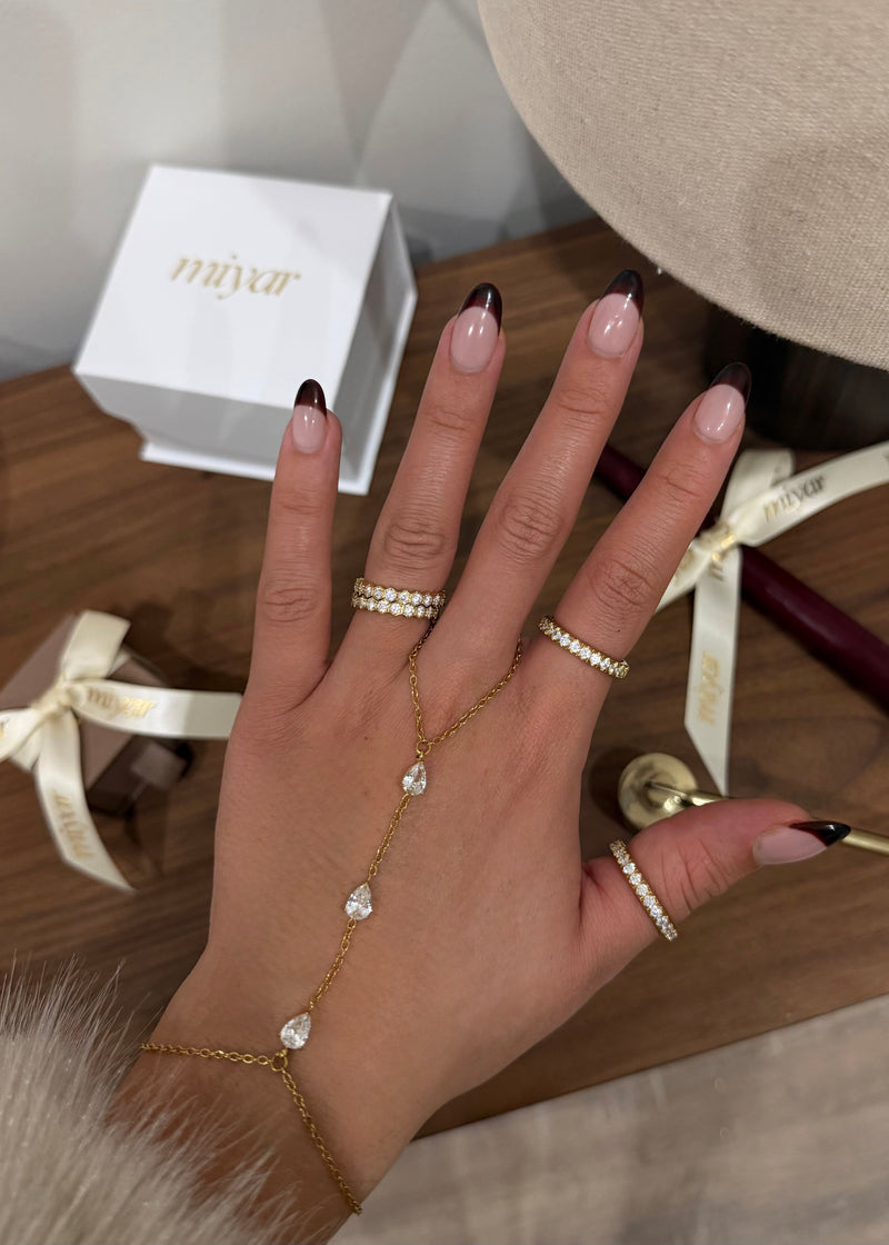 CHAÎNE DE MAIN ANDREA