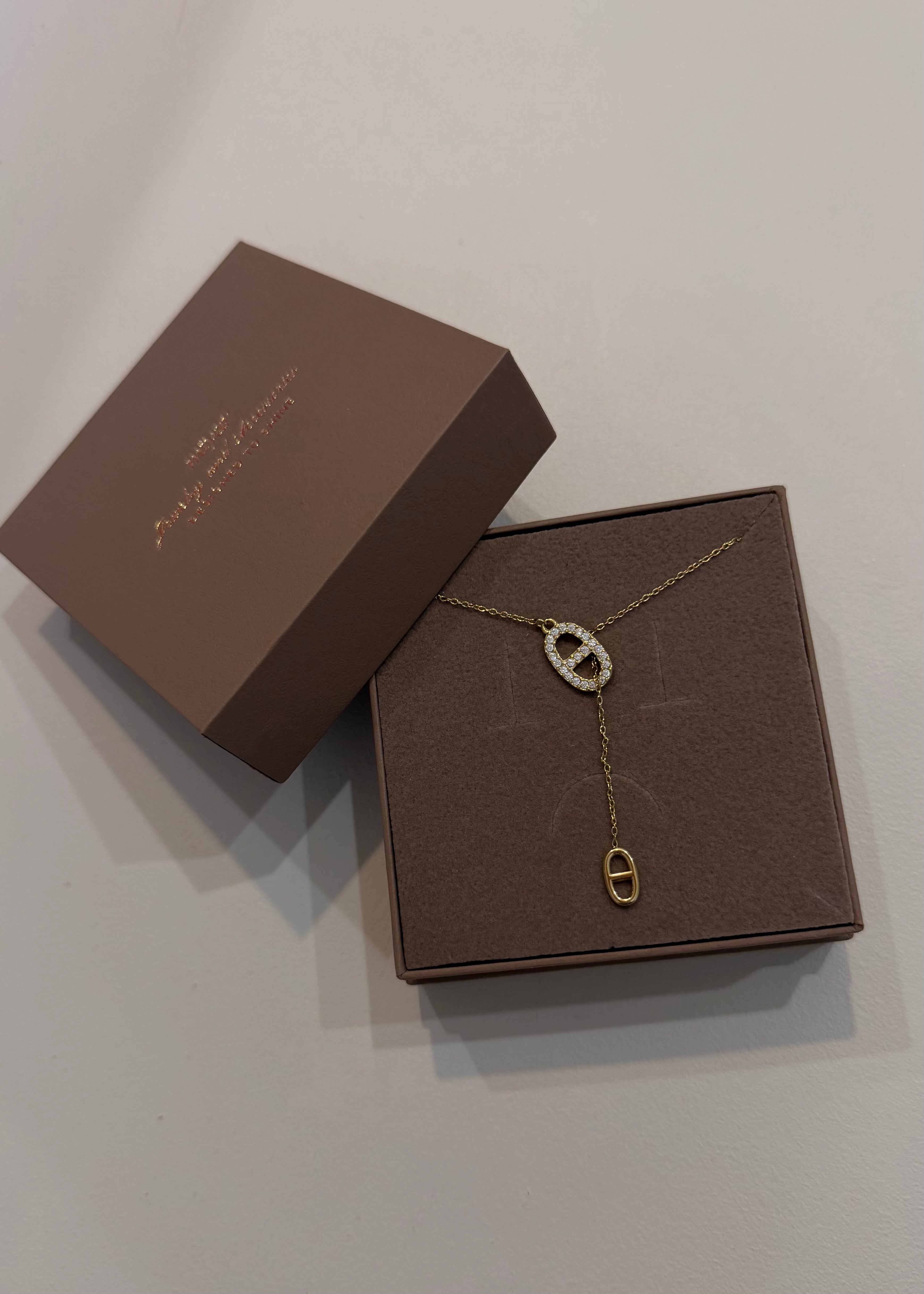 COLLIER DIRA